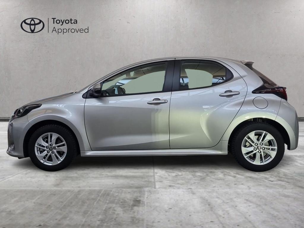 Toyota Yaris 1.5 hybrid Active