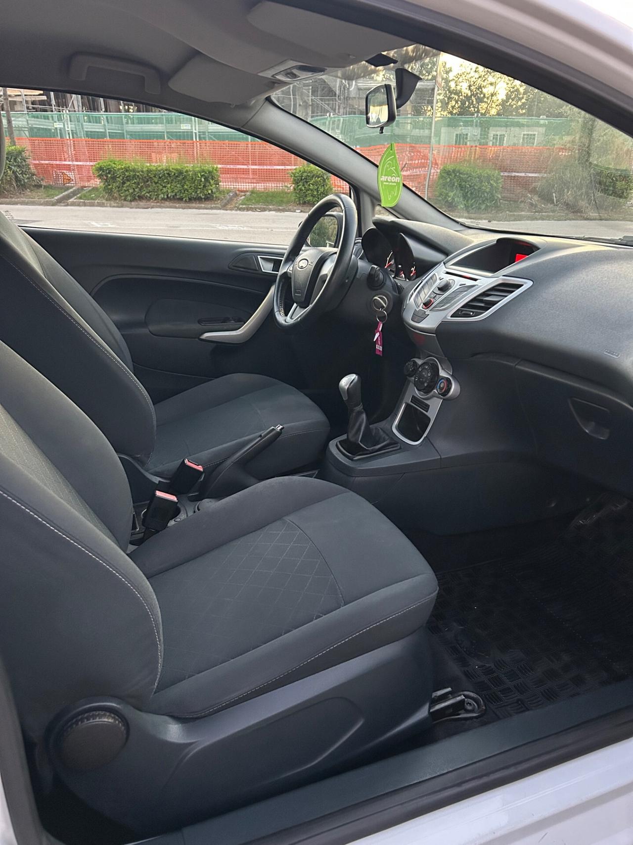 Ford Fiesta 1.2 82CV 3 porte Titanium - 11/2011