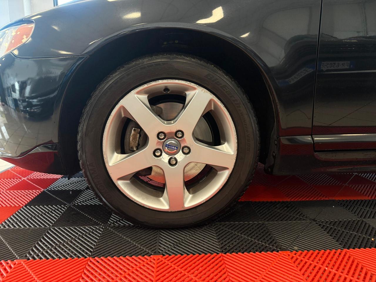 Volvo V70 2.4 D5 Geartronic Summum