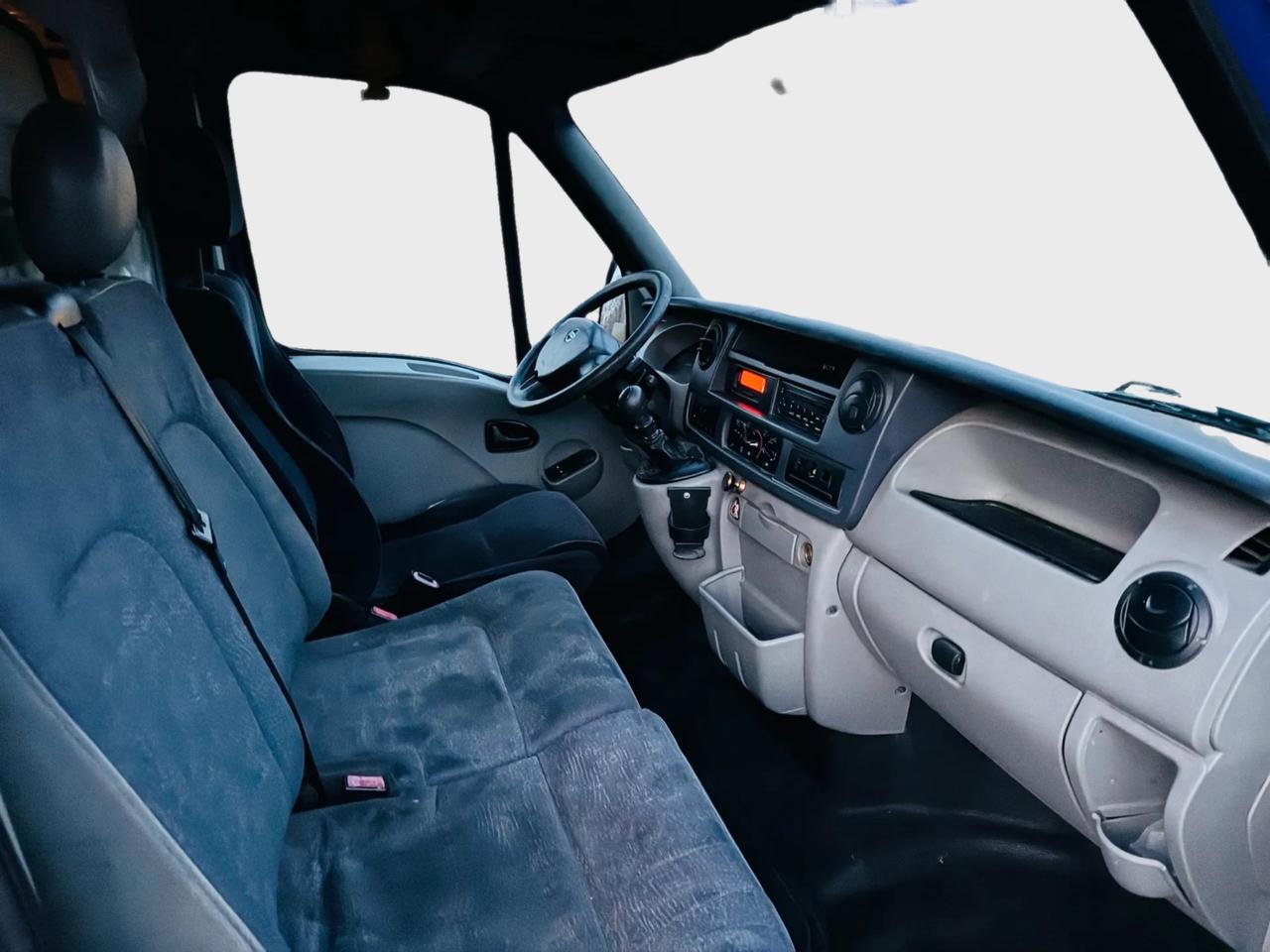 Nissan Interstar anno 2010 2.5 tdi 290.000km