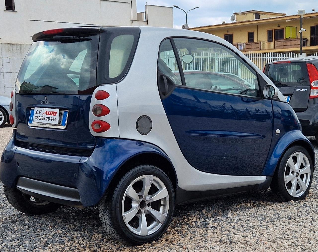 Smart ForTwo 700 coupé passion (45 kW)