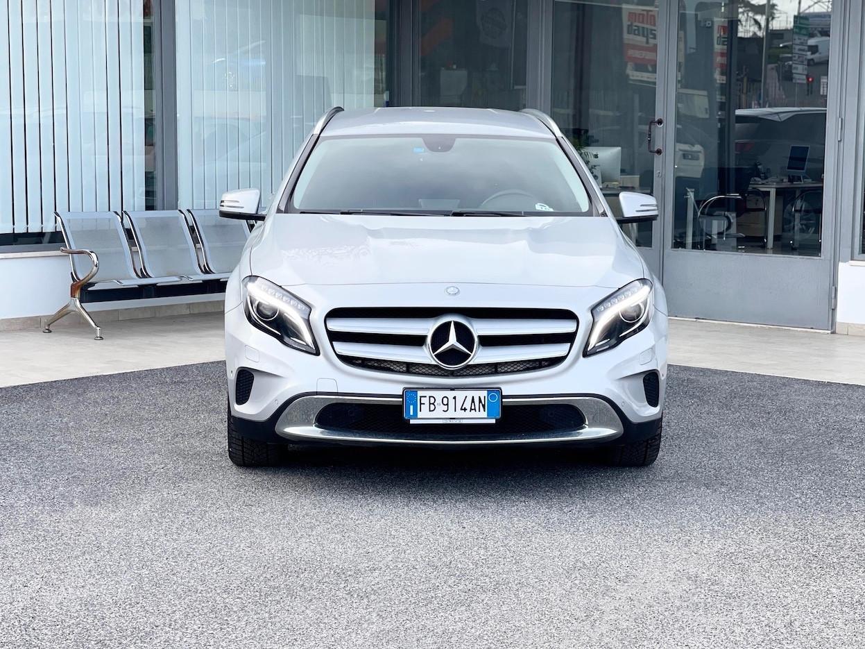 Mercedes-Benz GLA 220 2.1 Diesel 170CV E6 4Matic Automatica - 2015