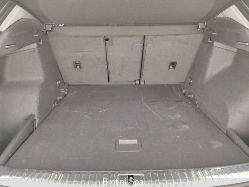 Audi Q3 2.0 35 TDI S Tronic Business Advanced