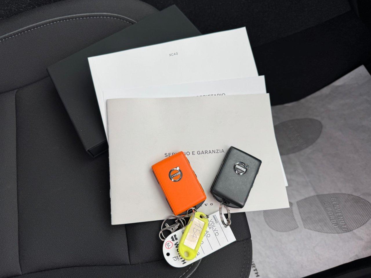 Volvo XC40 1.5 t2 Momentum Uniprop Stupenda