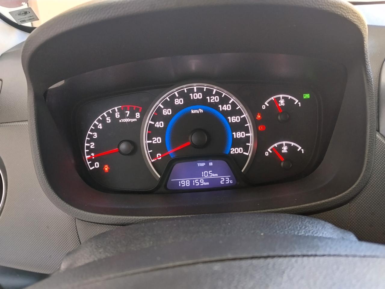 Hyundai i10 1.0 bnz/ GPL 2018 CON GARANZIA