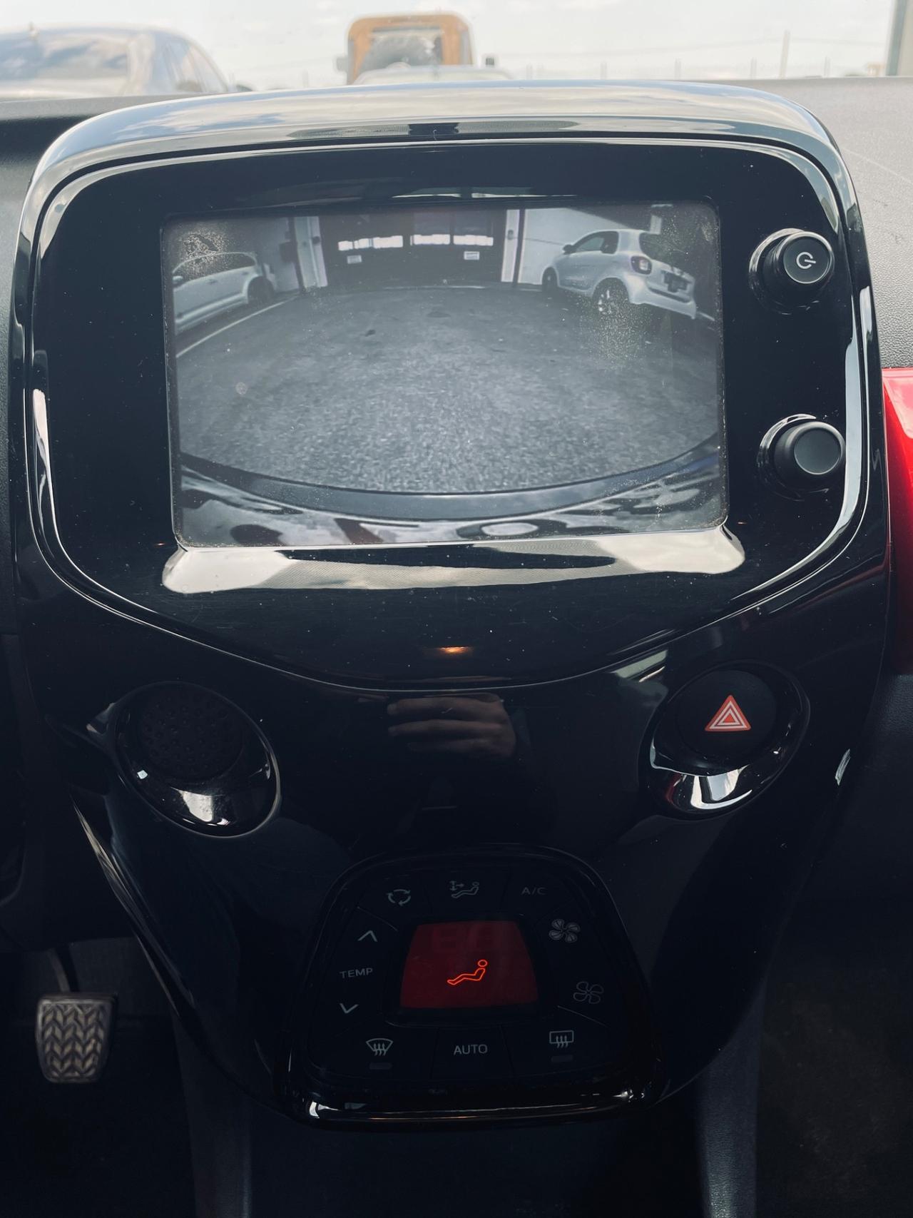 Toyota Aygo 1.0 x-play