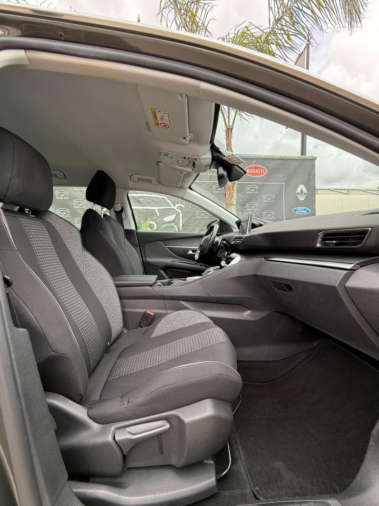 Peugeot 3008 BlueHDi 130 S&S EAT8 Business