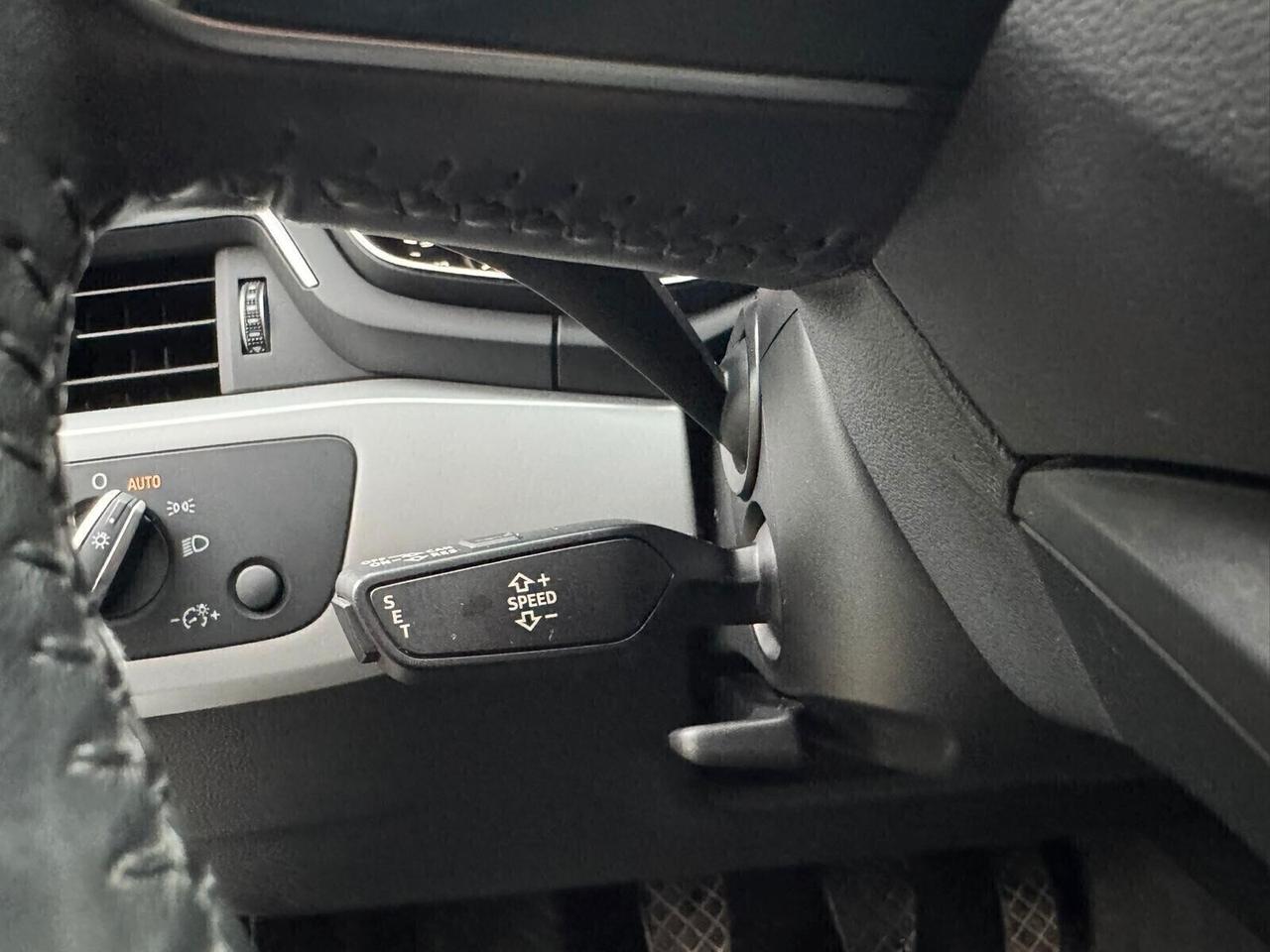 AUDI A4 2.0 TDI 122 CV BUSINESS UNIP ZERO ANTICIPO