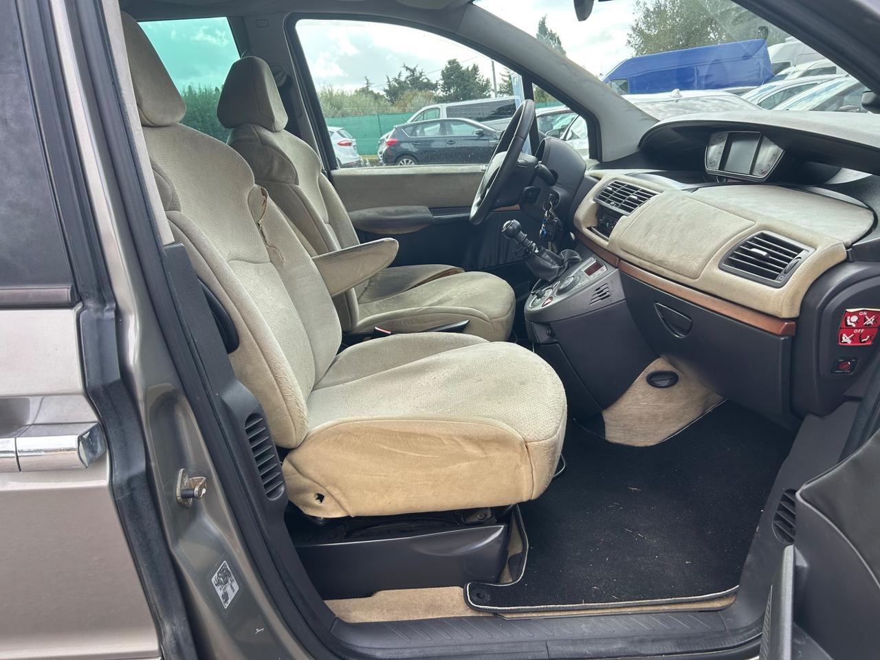 Lancia Phedra 2.2 JTD 7 Posti