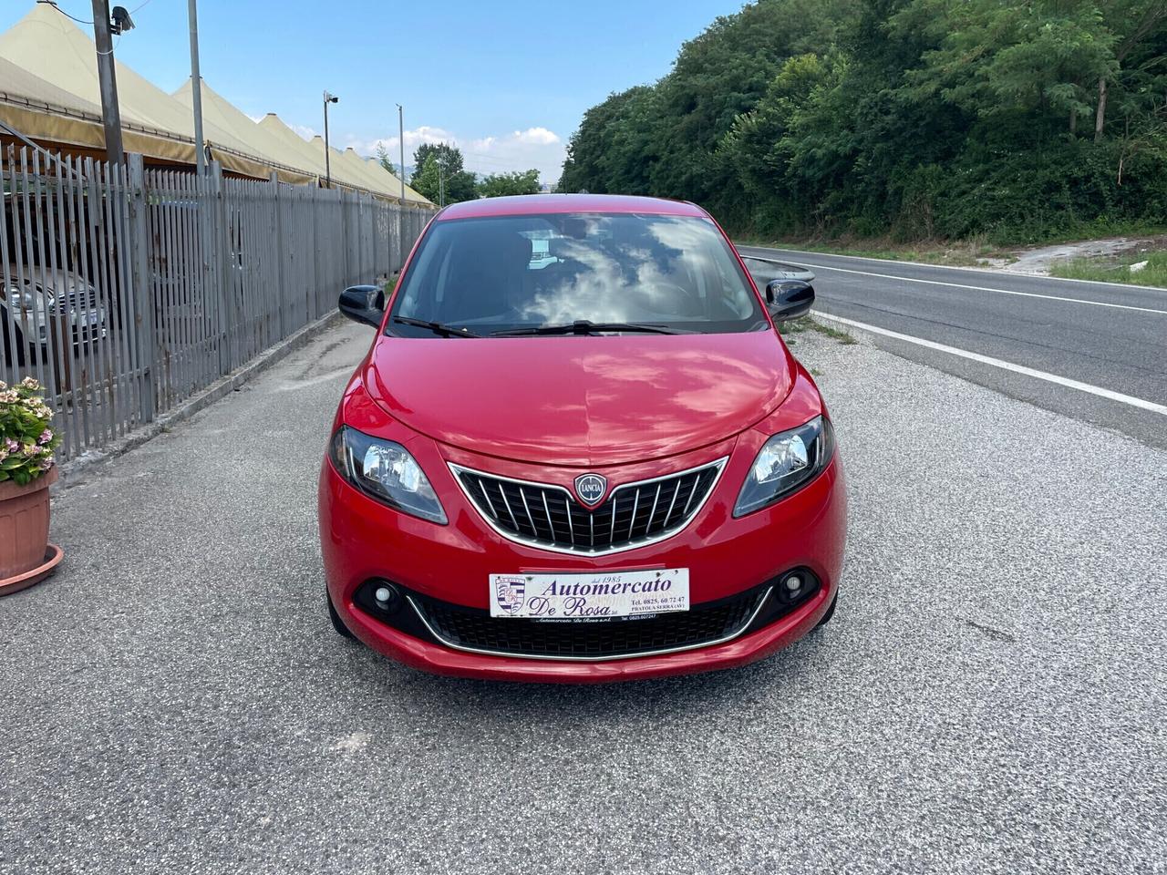 Lancia Ypsilon 1.0 FireFly 5 porte S&S Hybrid Ecochic Gold
