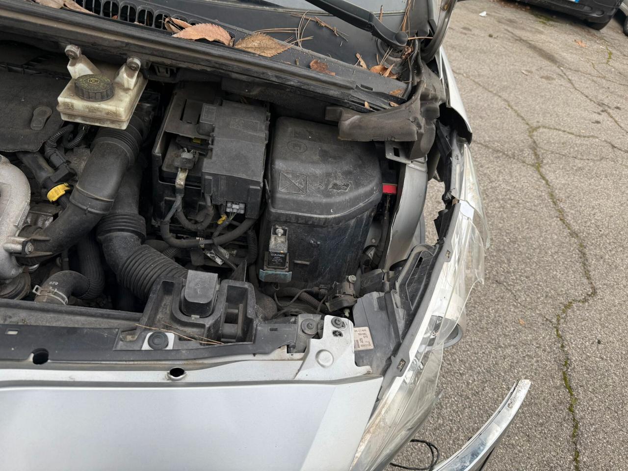 Peugeot 5008 1.6 HDi 112CV Féline