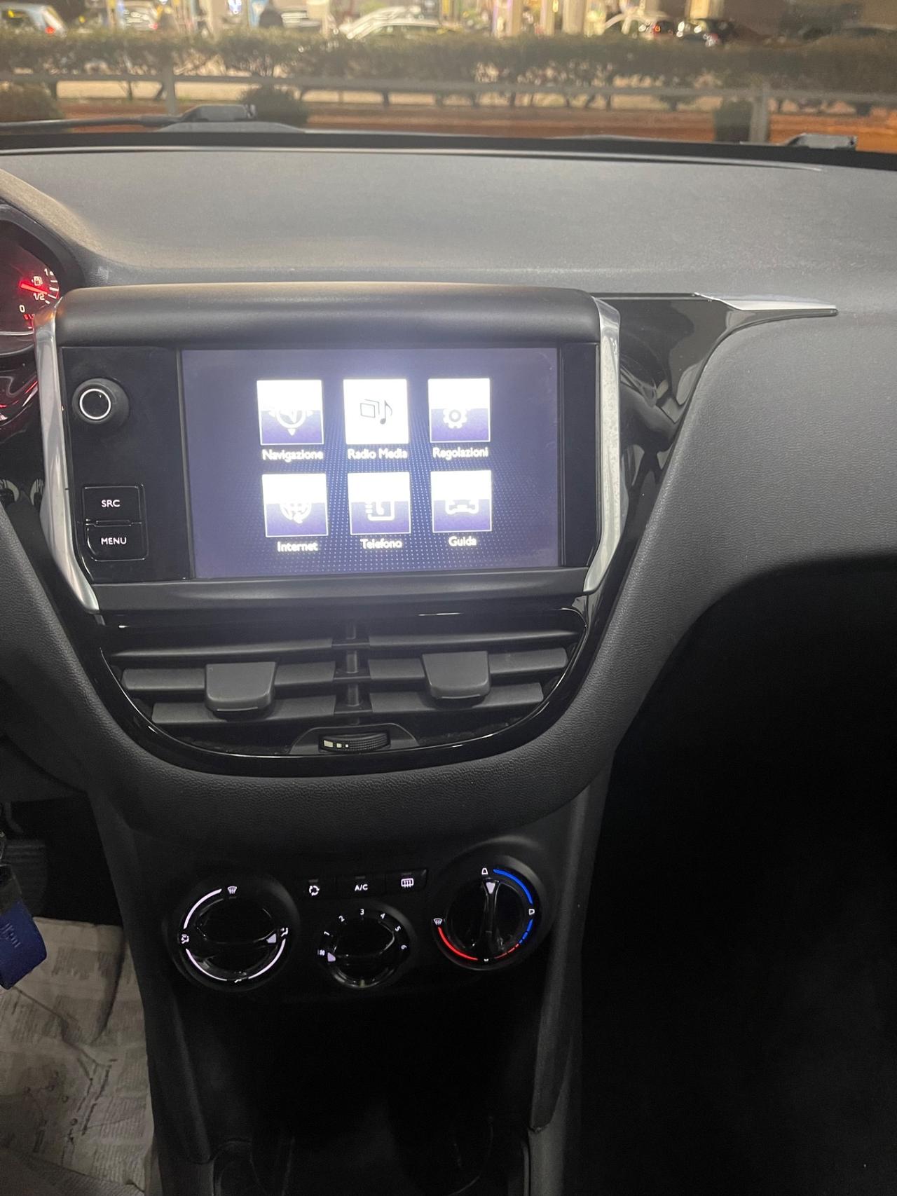 Peugeot 208 1.4 HDi 68 CV 5 porte Active