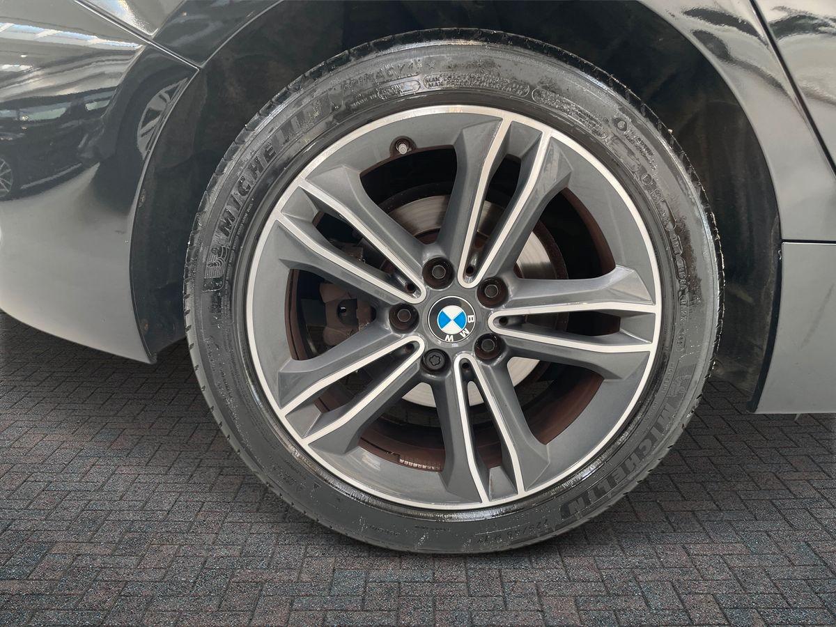 BMW 118i Sport 136cv