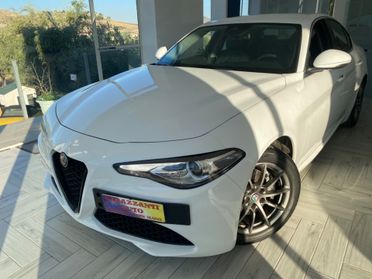 Alfa Romeo Giulia 2.2 TurboD B-tech AT8 FULL LED2020