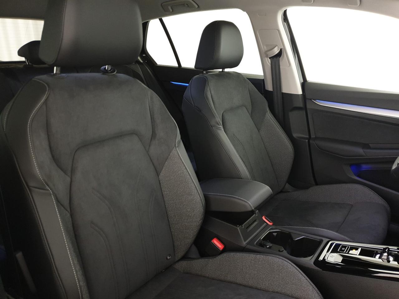 Volkswagen Golf 1.5 tsi ehybrid style 204cv dsg