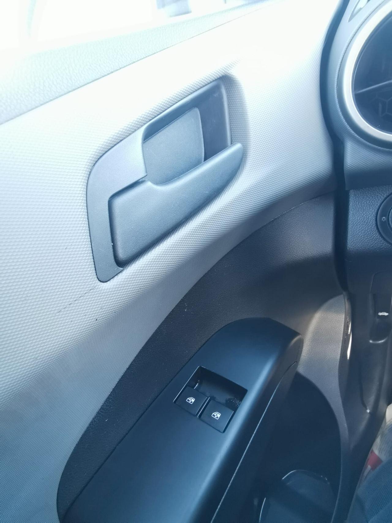 Chevrolet Aveo 1.3 diesel 75CV 5 porte LT - 2012