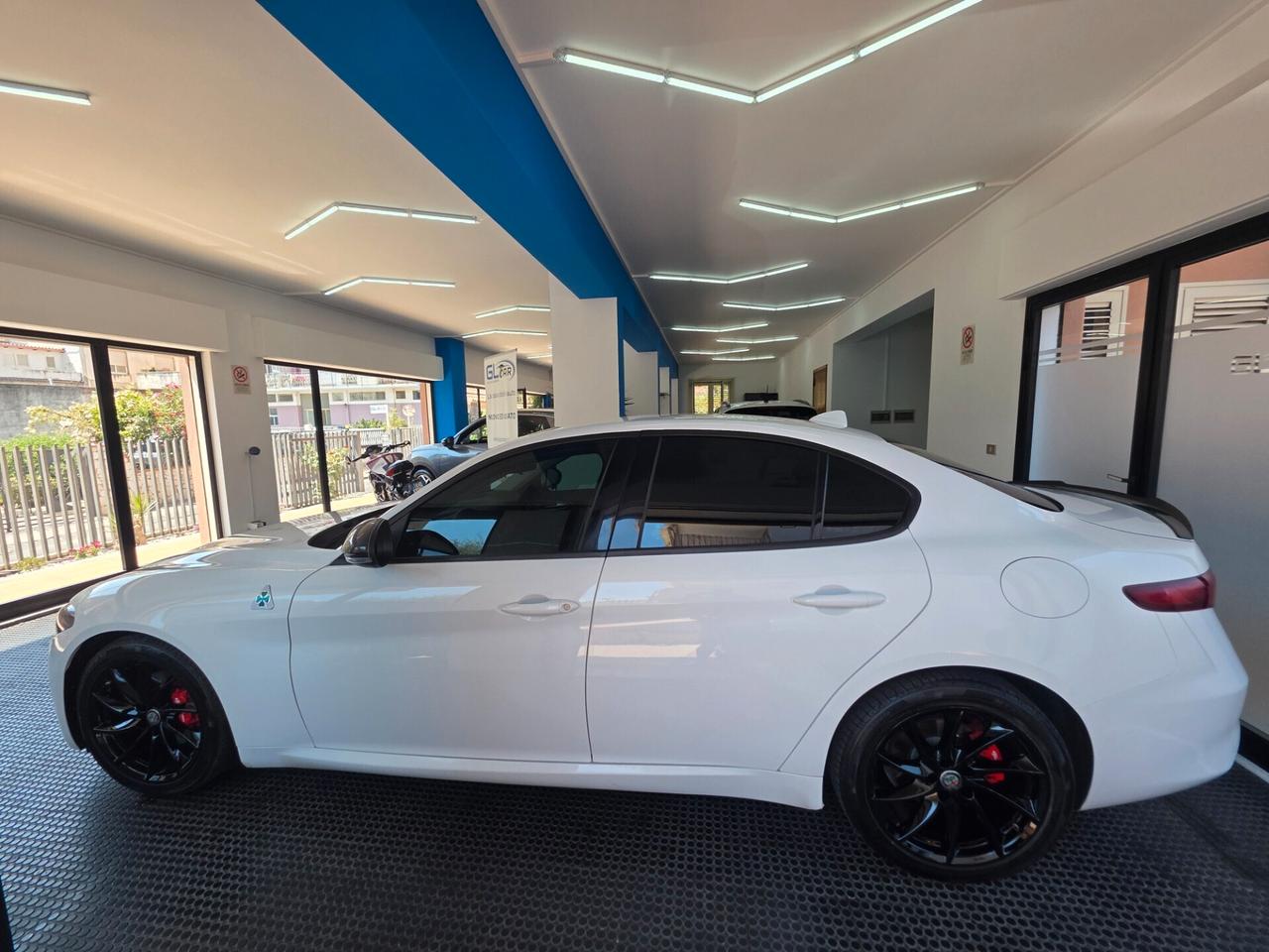 Alfa Romeo Giulia 2.2 Turbodiesel 210 CV AT8 Super