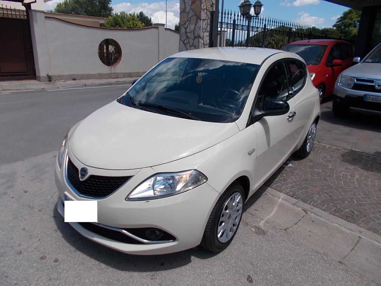 Lancia Ypsilon 0.9 TwinAir 85 CV 5 porte S&S DFN Gold GPL