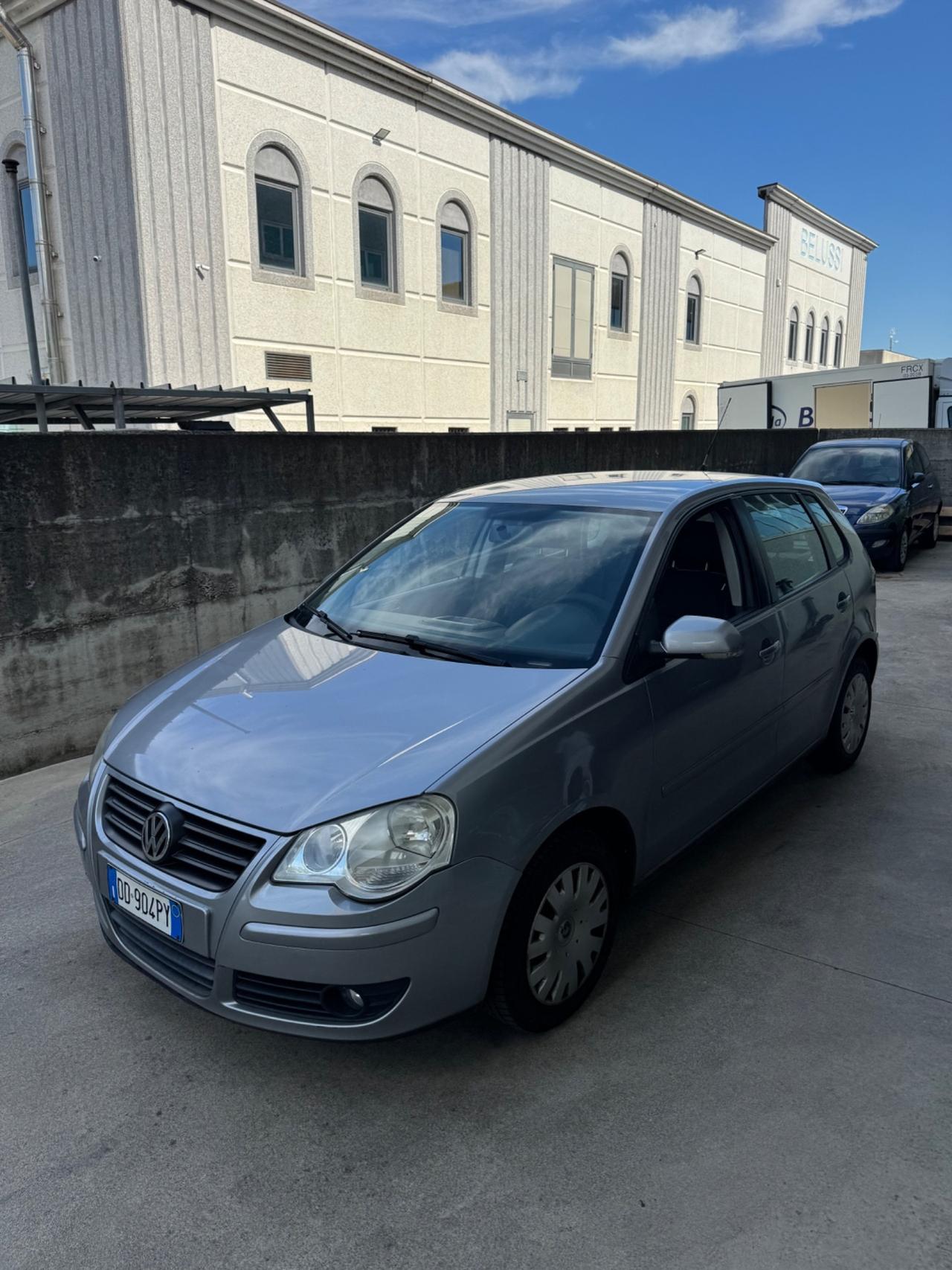 Volkswagen Polo 1.2/60CV 5p. Trendline