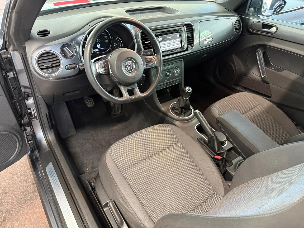 Volkswagen Maggiolino 1.6 TDI Design