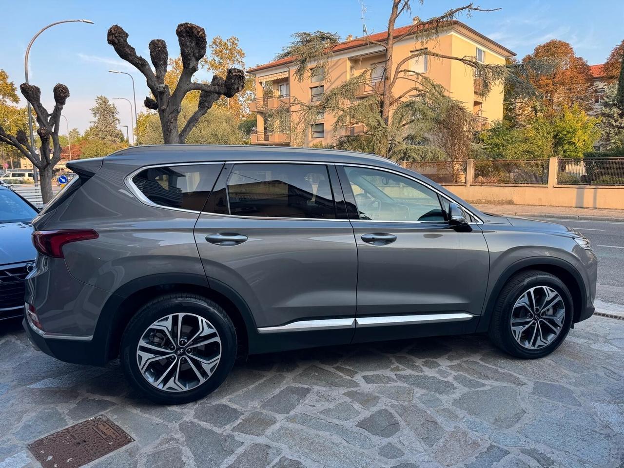HYUNDAI SANTA FE 2.2 CRDi 4WD A/T 7p XPRIME