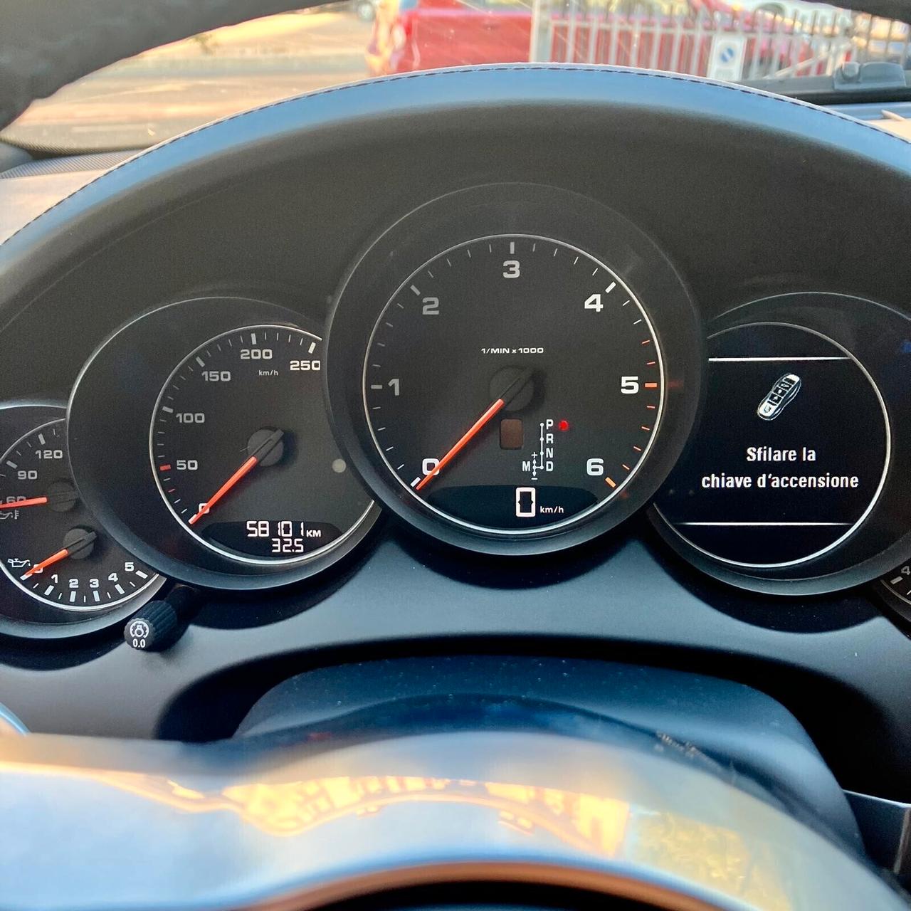 Porsche Cayenne 3.0 Diesel Platinum Edition