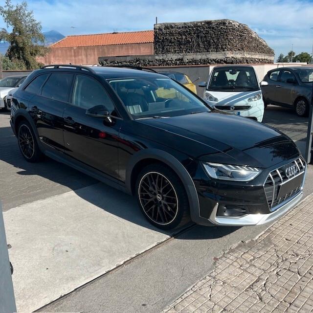 Audi A4 allroad 40 TDI 204 CV S tronic Identity Contrast