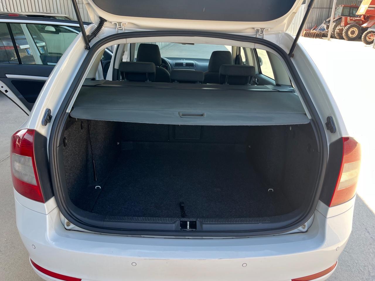 Skoda Octavia 1.6 TDI CR F.AP. Wagon Ambition