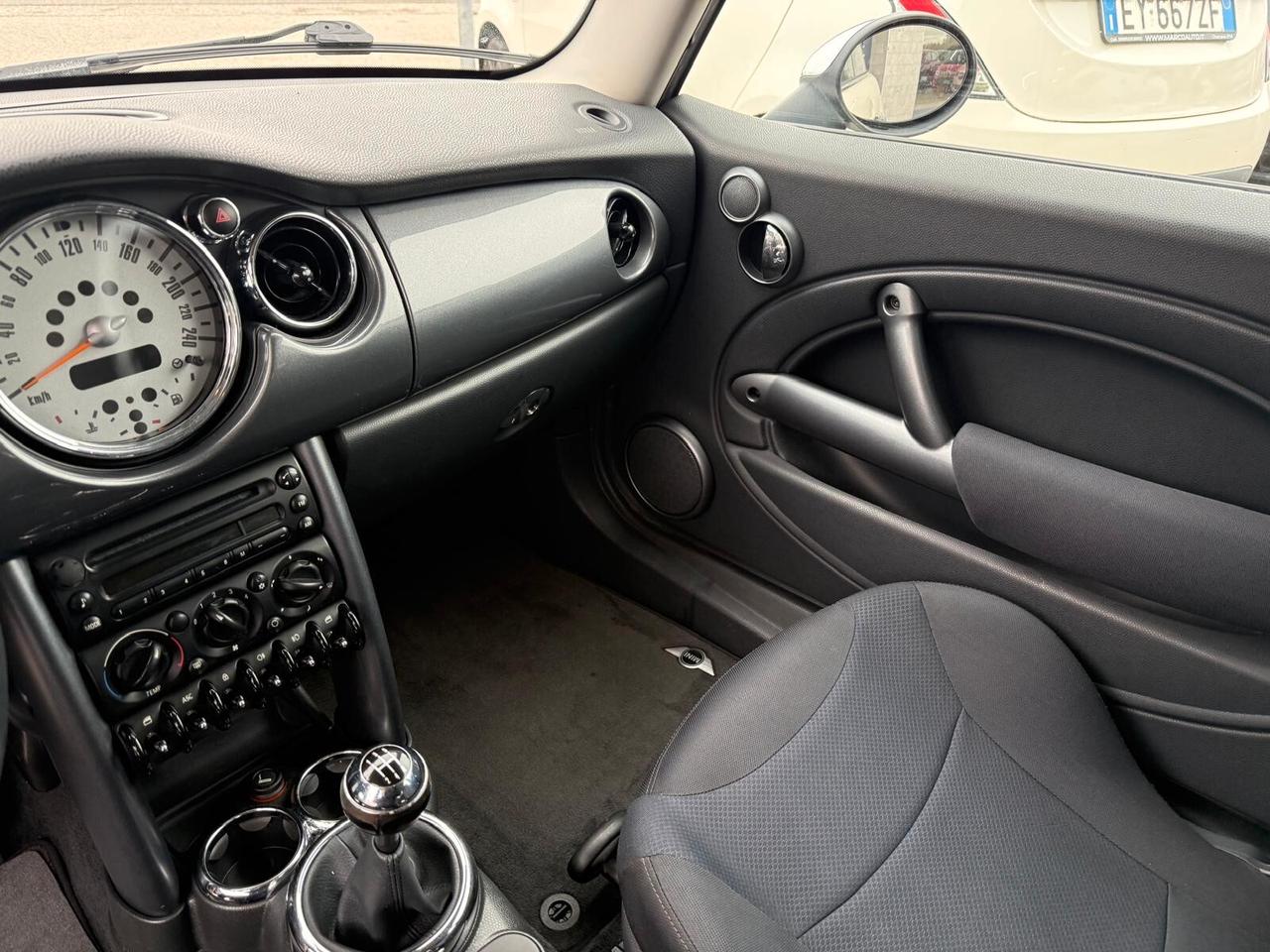 Mini 1.6 16V One Park Lane