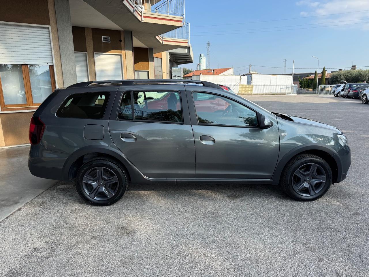 Dacia Logan MCV 1.5 dCi 8V 90CV Start&Stop Serie Speciale Brave