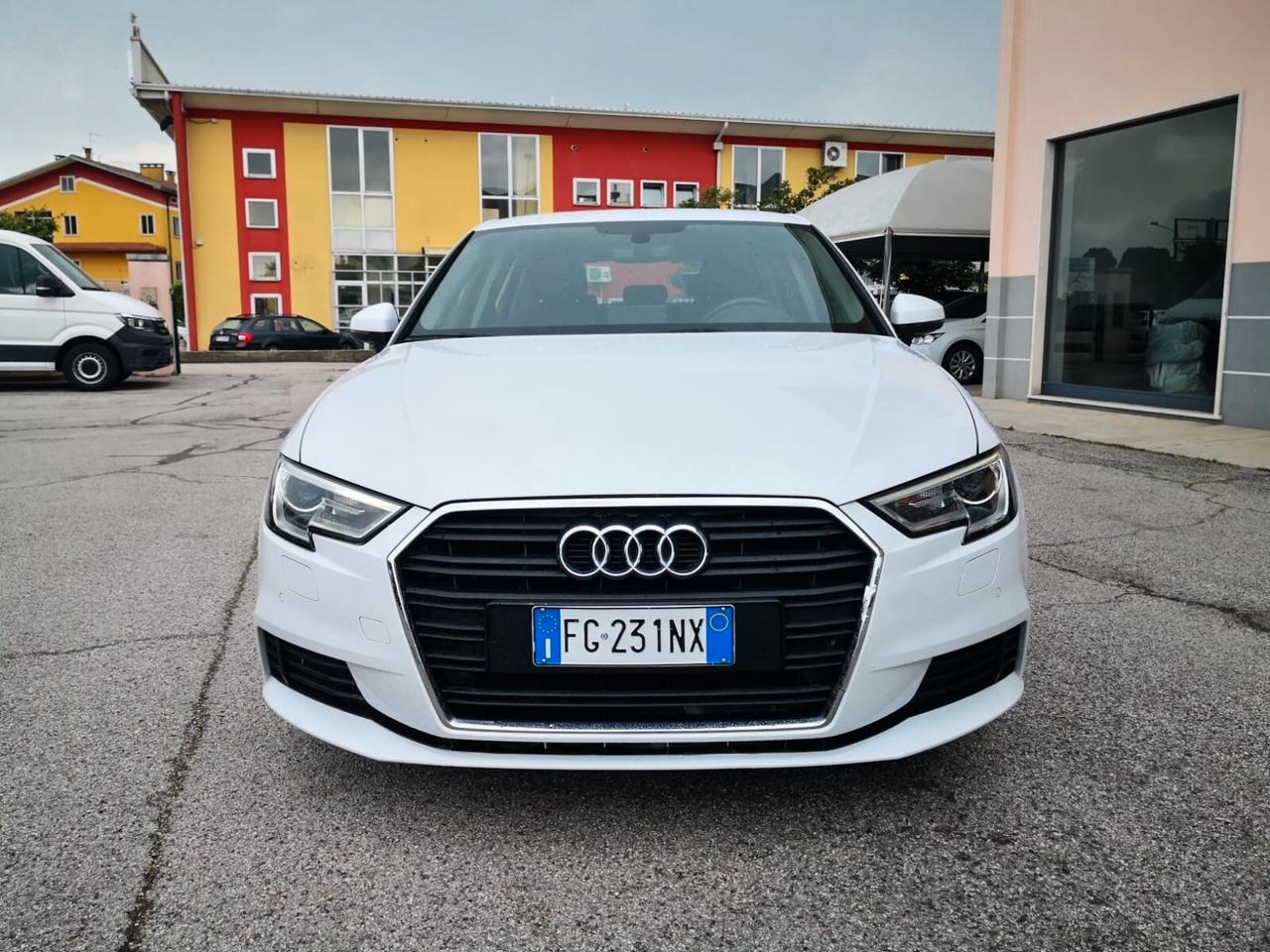 Audi A3 SPB 2.0 TDI 150CV S tronic ***AUT***NAVI***LED***