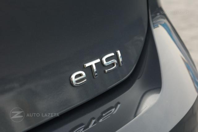 VOLKSWAGEN Golf 1.5 eTSI 150 CV DSG R-Line