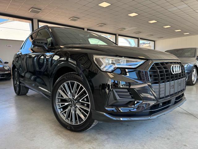 AUDI Q3 35 TDI S tronic Business Advanced