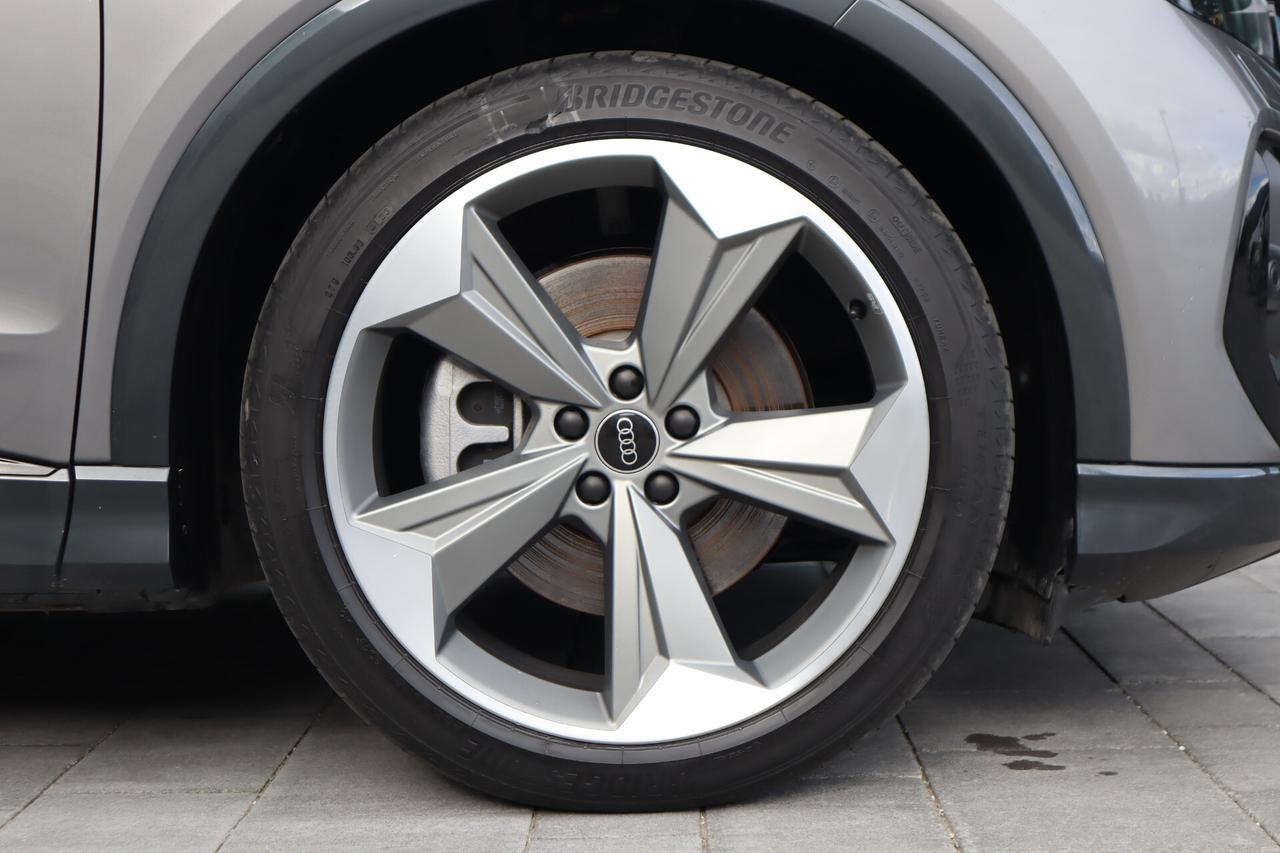 Audi Q4 Etron 55 QUATTRO S-LINE 340CV MATRIX 21