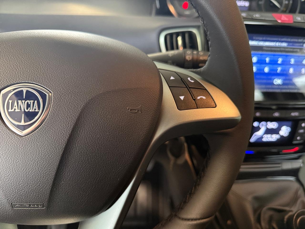 LANCIA Ypsilon III 2021 - Ypsilon 1.0 firefly hybrid Platino s&s 70cv