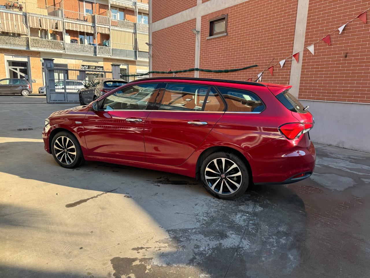 Fiat Tipo 1.6 Mjt S&S SW Lounge 120cv full optional KM. 104.000 TAGLIANDATI