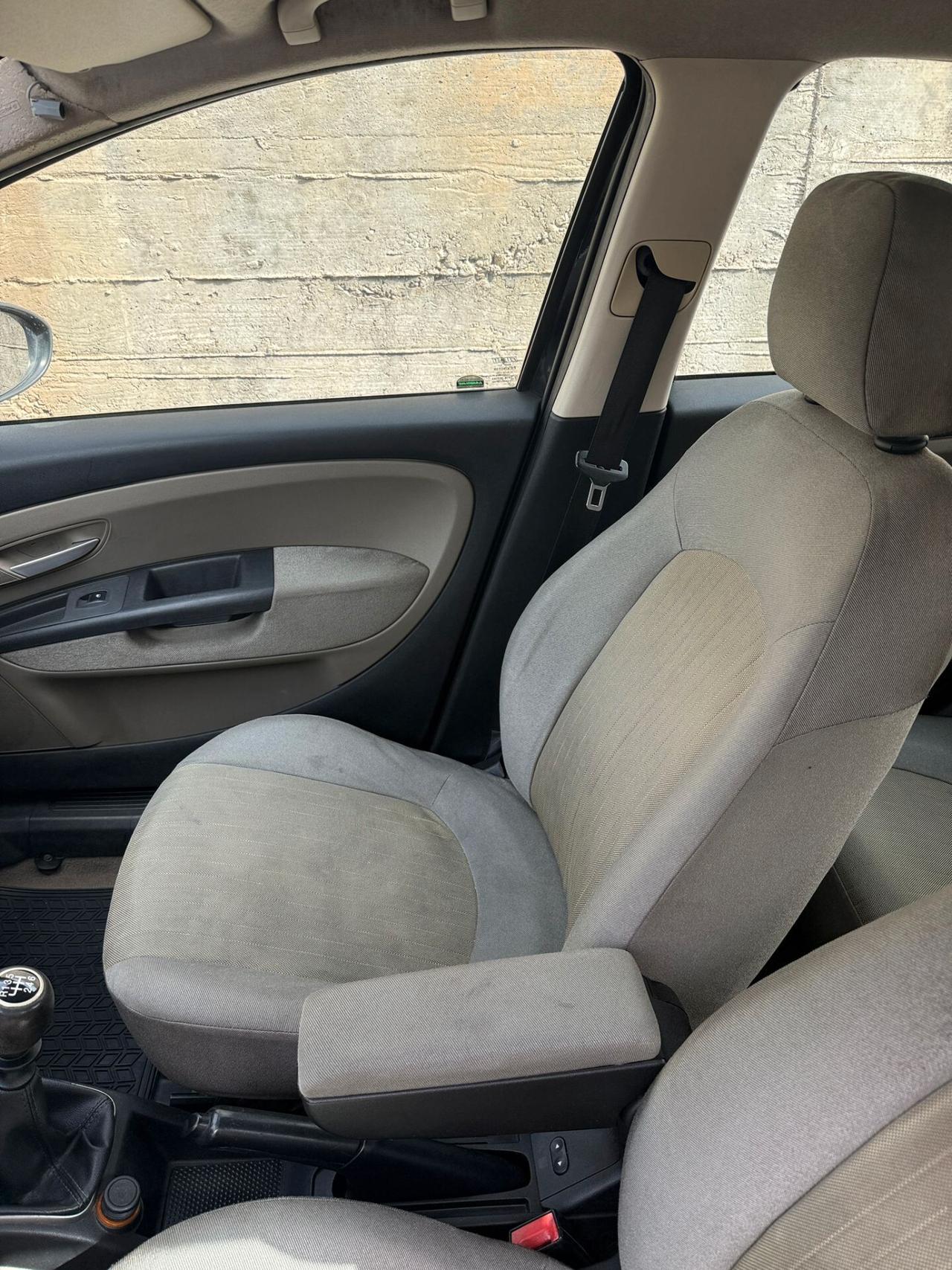 Fiat Punto 1.3 MJT 90cv (66kw) 5p.