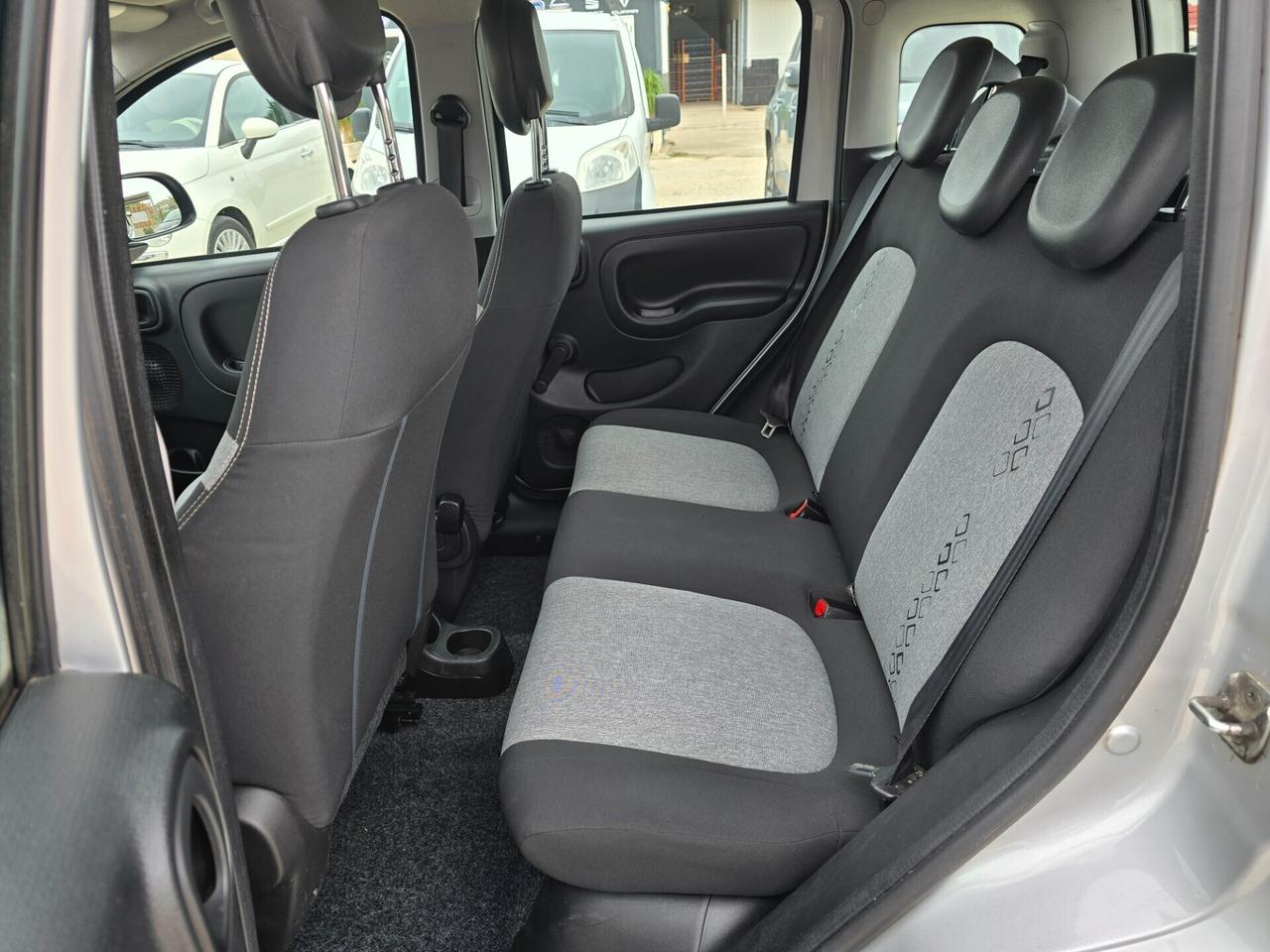 New panda Fiat Panda 1.2 Lounge