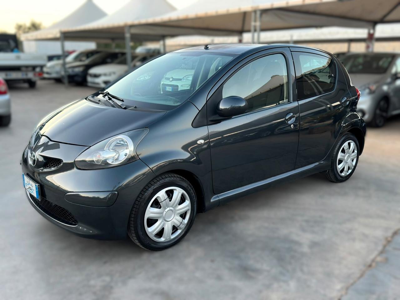 Toyota Aygo 1.0 12V VVT-i 5 porte Now