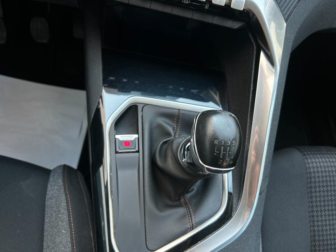 Peugeot 3008 2019 1.5 BlueHDi 130 Allure KM CERT LEGGI!