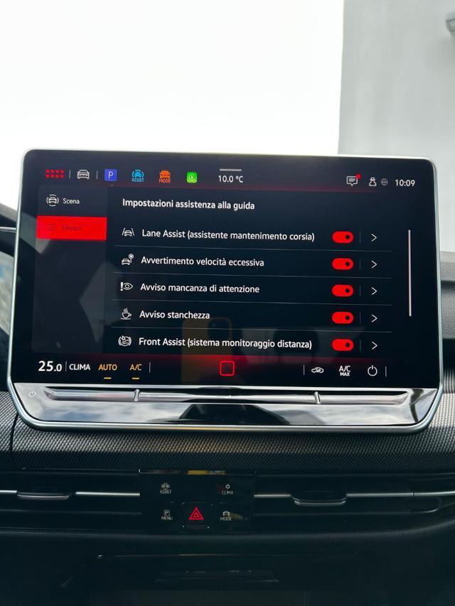 VOLKSWAGEN Golf 1.5 eTSI 150 CV ACT DSG R-Line Plus