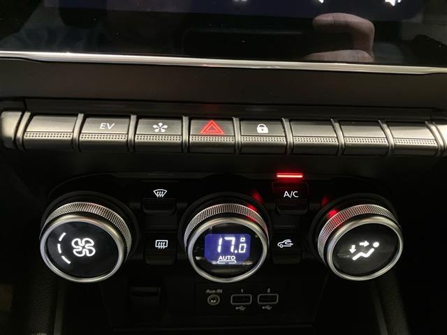 RENAULT Captur 1.6 E-TECH Plug-in Hybrid 160cv Techno Auto