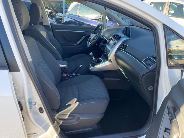 TOYOTA Verso 1.6 D-4D Style