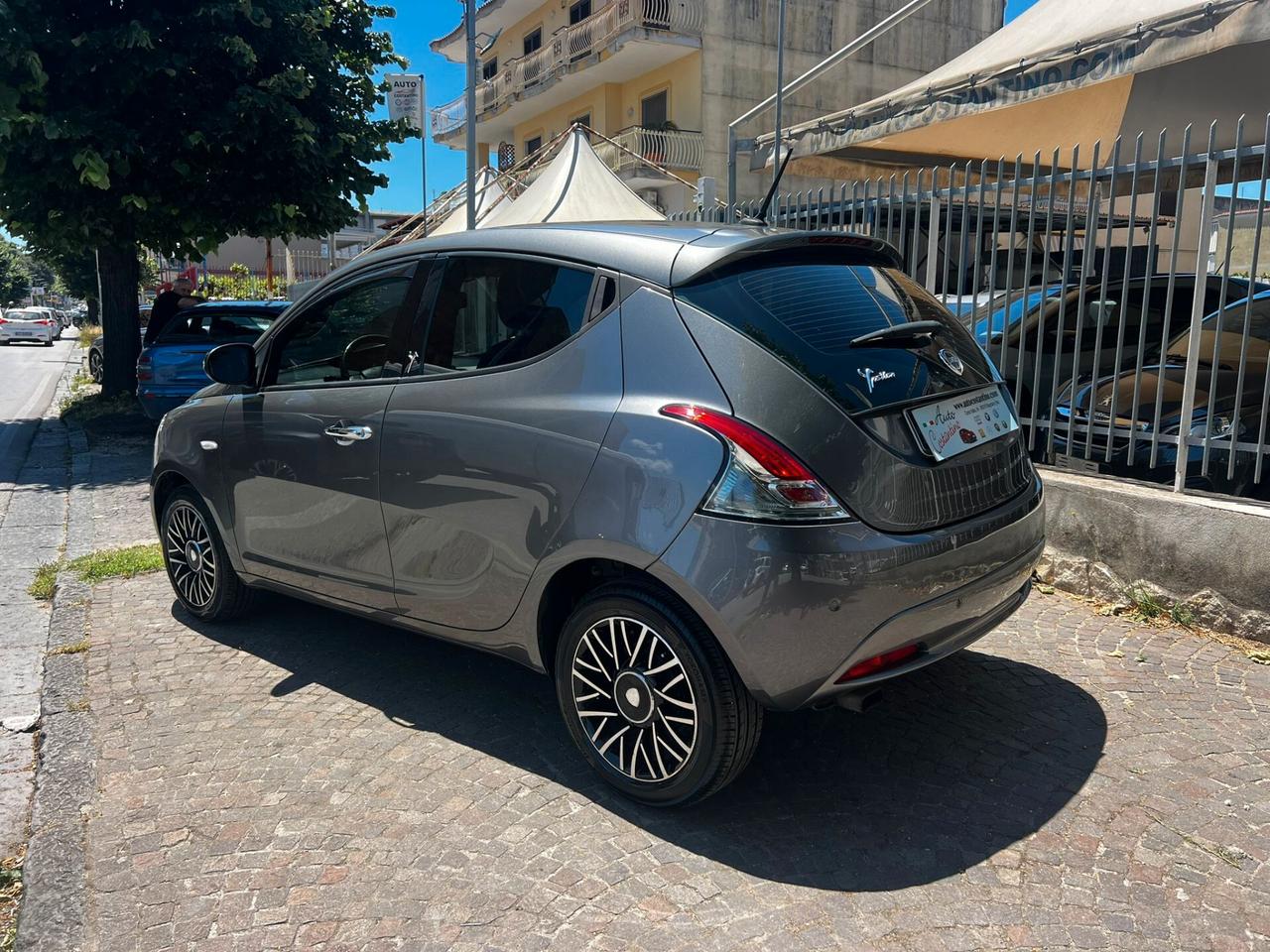 Lancia Ypsilon 1.3 MJT 16V 95 CV 5 porte S&S PLATINUM
