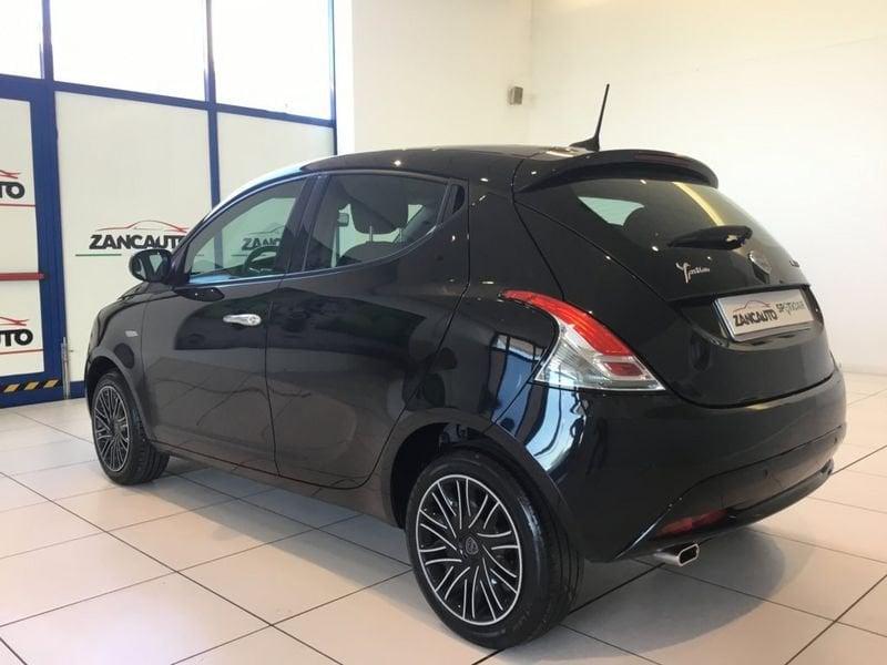 Lancia Ypsilon 1.0 FireFly 70cv S&S Hybrid GOLD my23