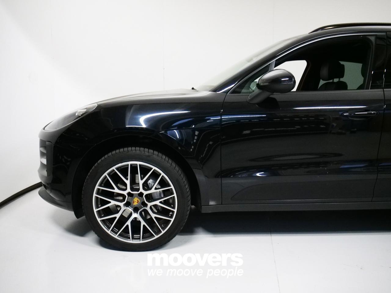 PORSCHE Macan 2.0