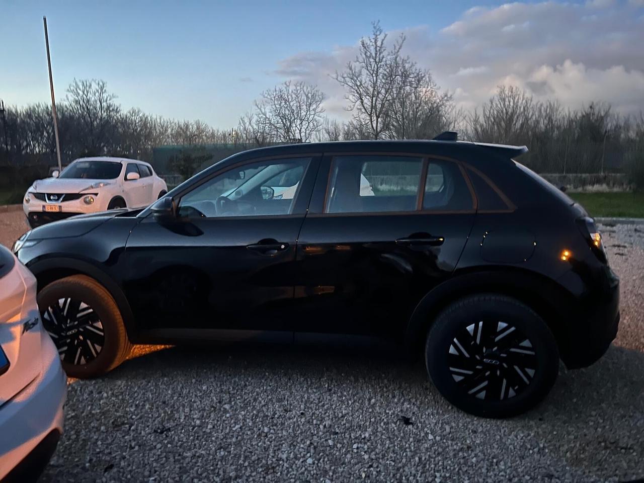 Fiat 600 Hybrid PER NOLEGGIO BREVE, MEDIO E LUNGO TERMINE