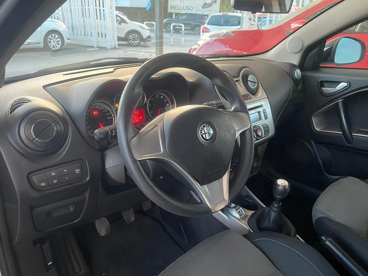 Alfa Romeo MiTo 1.4 78 CV Distinctive Sport Pack