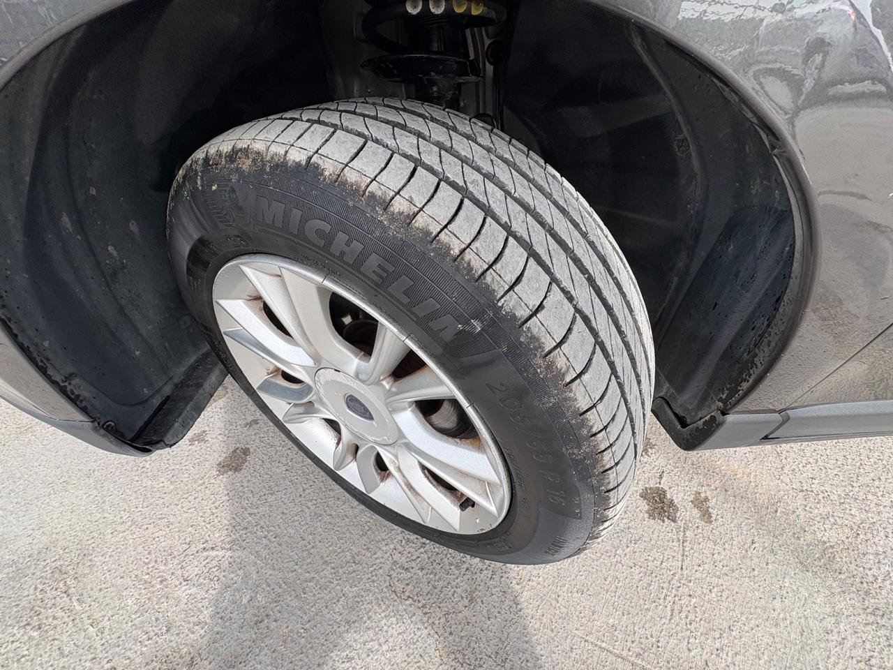 Lancia Delta 2.0 MJT DPF Oro