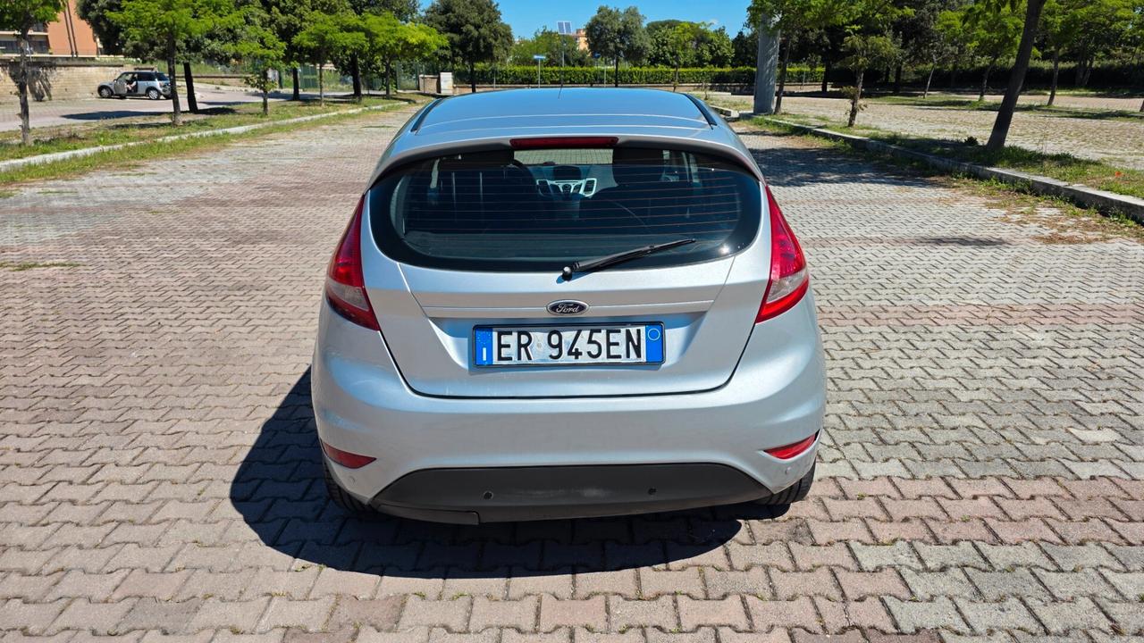 Ford Fiesta 1.4 5p. Bz.- GPL Titanium